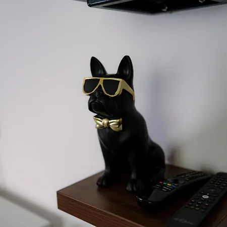 7 Seconds Away From The Main Street, Free Parking Appartamento