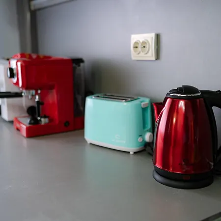 7 Seconds Away From The Main Street, Free Parking Appartamento *